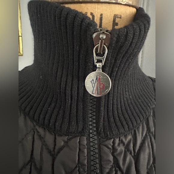 Moncler Women’s Black Woolmark Zip Up Sweater Jacket Cardigan Quilted Front Sz M - Picture 3 of 8